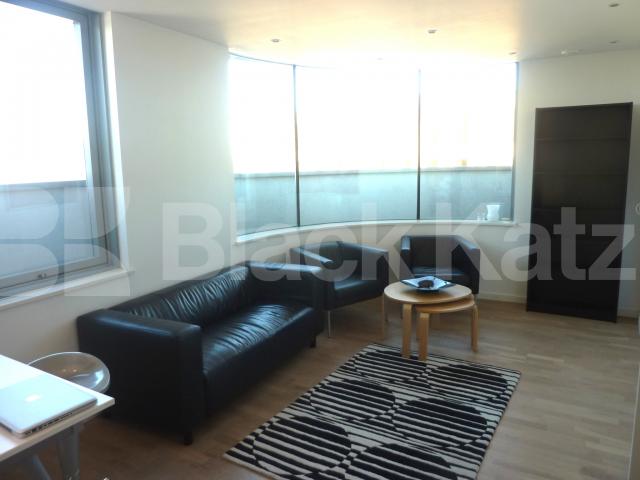 			NEW INSTRUCTION!, 2 Bedroom, 1 bath, 1 reception Flat			 The Pad, Holloway Road, HOLLOWAY